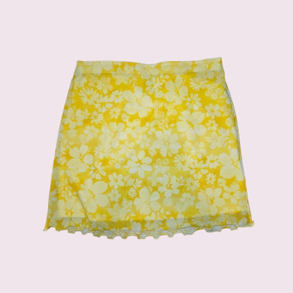 Forever 21 Yellow and White Hawaiian Mini Skirt